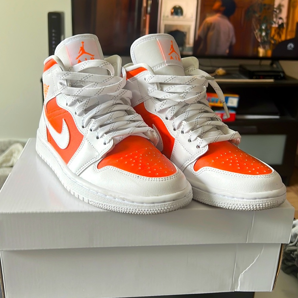 Jordan 1 Mids SE, bright citrus